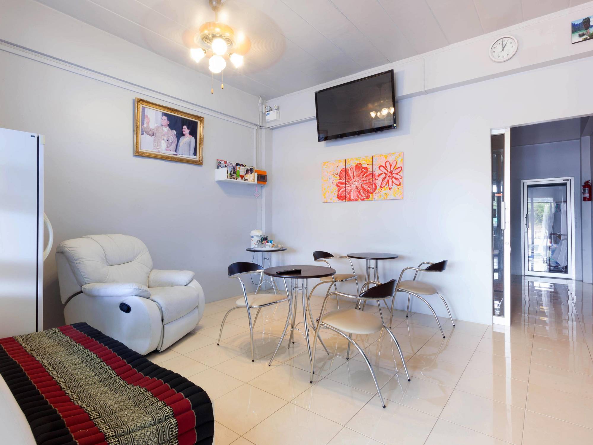 Luna Guesthouse And Travel Rawai Luaran gambar