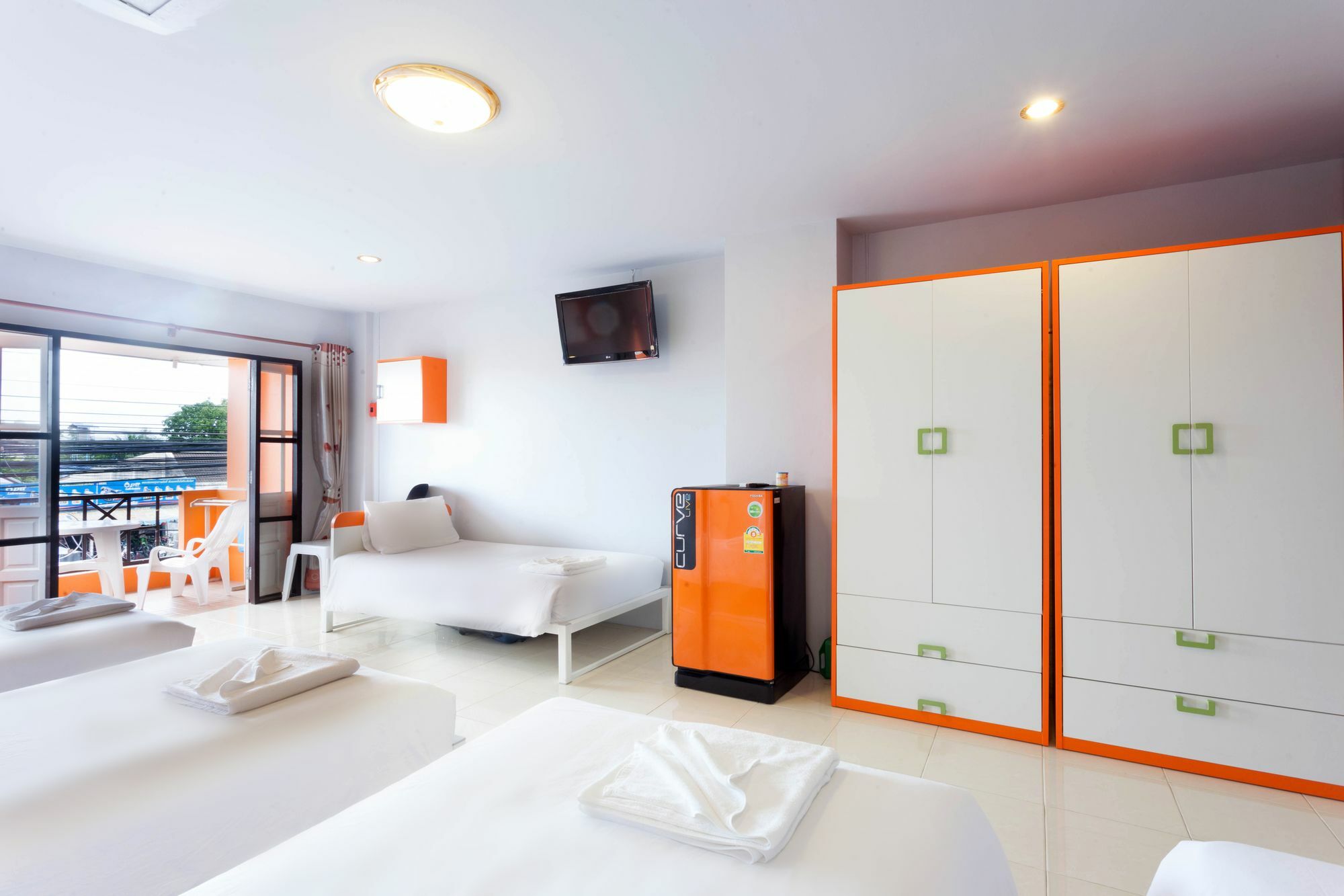 Luna Guesthouse And Travel Rawai Luaran gambar