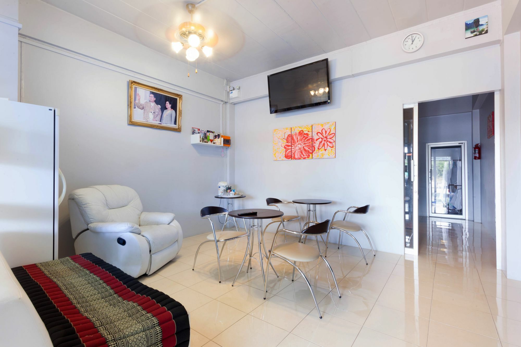 Luna Guesthouse And Travel Rawai Luaran gambar