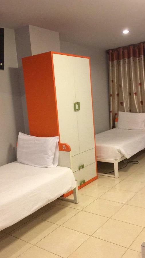 Luna Guesthouse And Travel Rawai Luaran gambar