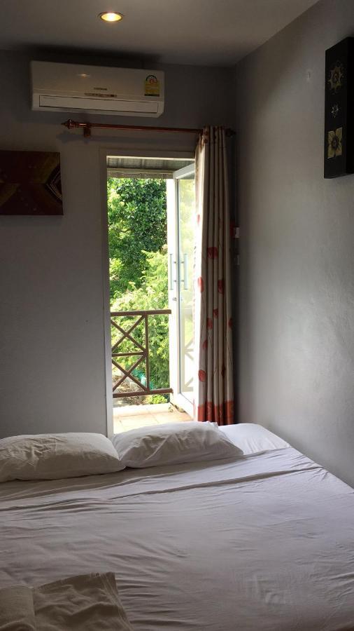 Luna Guesthouse And Travel Rawai Luaran gambar